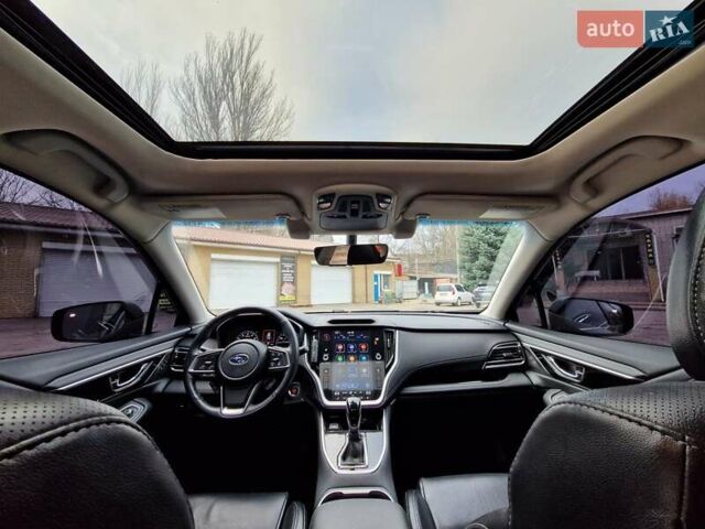 Сірий Субару Легасі, об'ємом двигуна 2.4 л та пробігом 114 тис. км за 19999 $, фото 26 на Automoto.ua