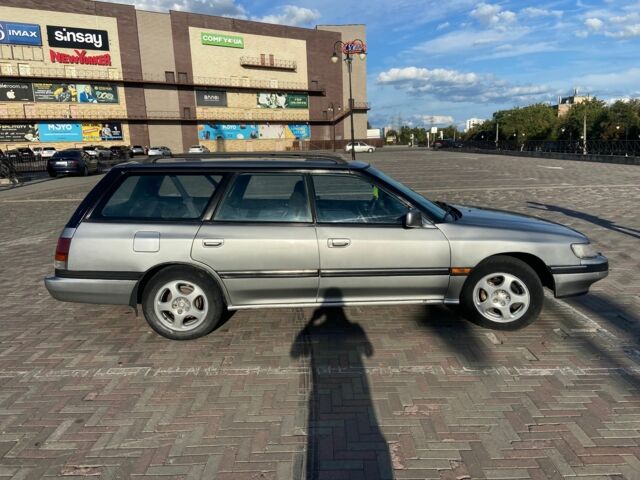 Сірий Субару Легасі, об'ємом двигуна 2 л та пробігом 200 тис. км за 2600 $, фото 4 на Automoto.ua