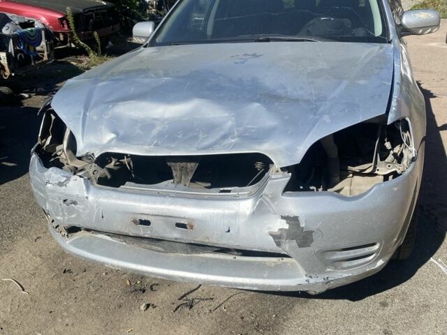 Серый Субару Легаси, объемом двигателя 2 л и пробегом 293 тыс. км за 1800 $, фото 1 на Automoto.ua