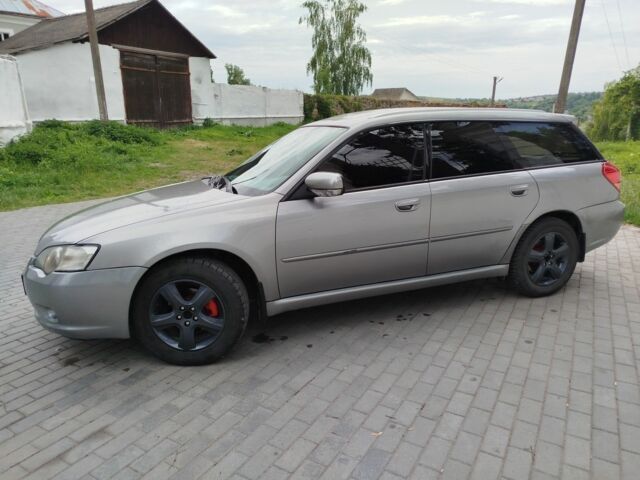 Сірий Субару Легасі, об'ємом двигуна 2 л та пробігом 278 тис. км за 5400 $, фото 5 на Automoto.ua