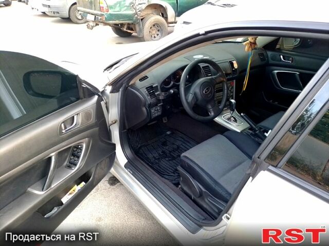 Субару Легаси 2005 в Харькове на Automoto.ua Серый Субару Легаси, объемом двигателя 2 л и пробегом 275 тыс. км за 5900 $, фото 3 на Automoto.ua