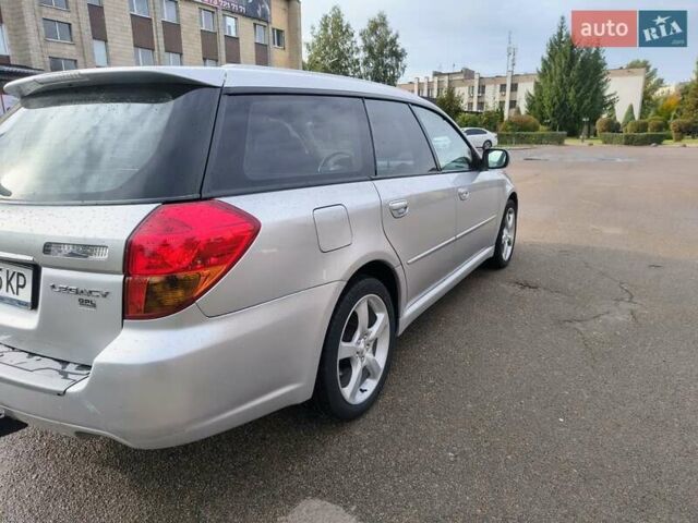 Сірий Субару Легасі, об'ємом двигуна 2 л та пробігом 302 тис. км за 4750 $, фото 7 на Automoto.ua