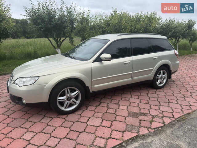 Серый Субару Легаси, объемом двигателя 3 л и пробегом 224 тыс. км за 5999 $, фото 6 на Automoto.ua
