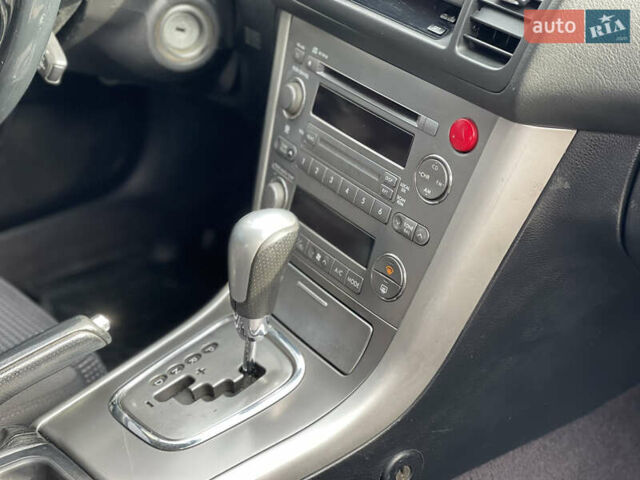 Серый Субару Легаси, объемом двигателя 2.46 л и пробегом 280 тыс. км за 5800 $, фото 18 на Automoto.ua