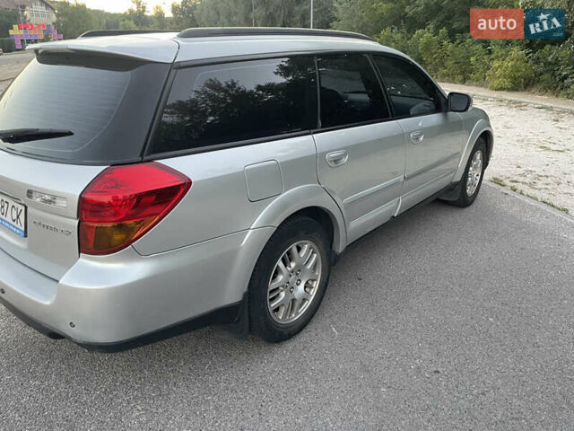 Сірий Субару Легасі, об'ємом двигуна 2.5 л та пробігом 260 тис. км за 5800 $, фото 2 на Automoto.ua