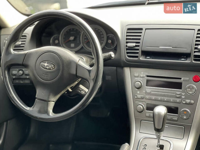 Серый Субару Легаси, объемом двигателя 2.46 л и пробегом 280 тыс. км за 5800 $, фото 13 на Automoto.ua