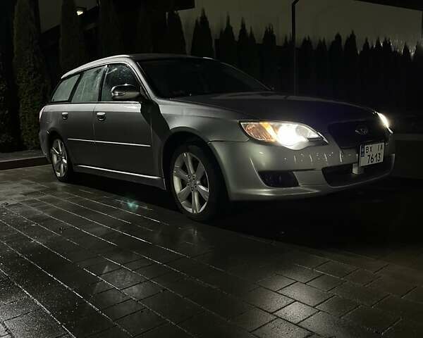 Сірий Субару Легасі, об'ємом двигуна 1.99 л та пробігом 300 тис. км за 6300 $, фото 5 на Automoto.ua