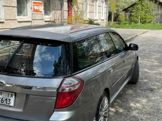 Сірий Субару Легасі, об'ємом двигуна 1.99 л та пробігом 300 тис. км за 6000 $, фото 8 на Automoto.ua