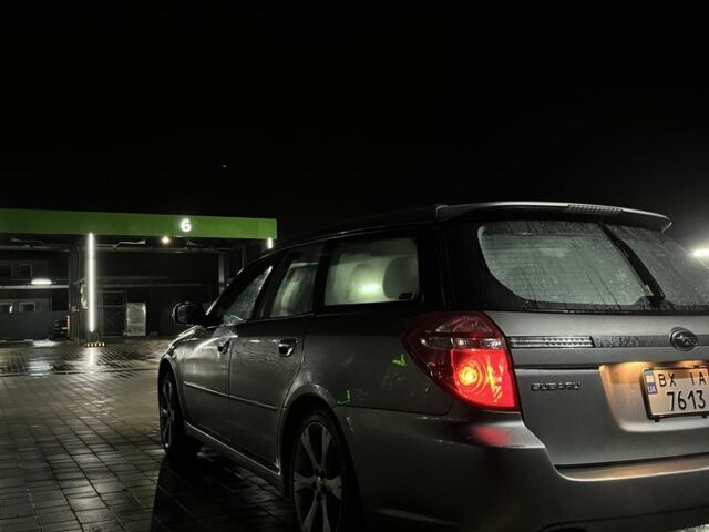 Серый Субару Легаси, объемом двигателя 2 л и пробегом 300 тыс. км за 6300 $, фото 5 на Automoto.ua