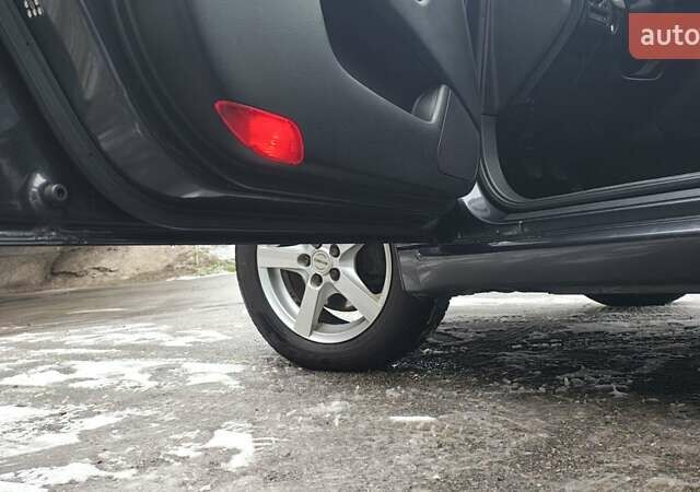 Серый Субару Легаси, объемом двигателя 2 л и пробегом 210 тыс. км за 7800 $, фото 18 на Automoto.ua