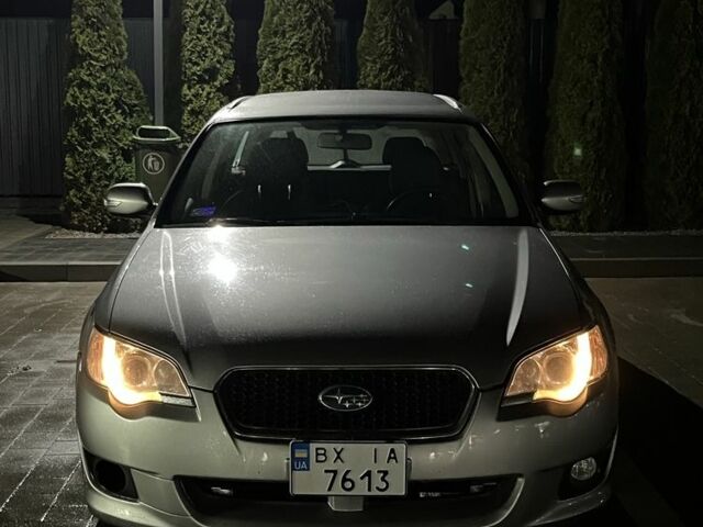 Серый Субару Легаси, объемом двигателя 2 л и пробегом 300 тыс. км за 6300 $, фото 4 на Automoto.ua