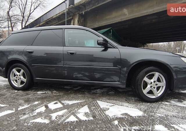 Серый Субару Легаси, объемом двигателя 2 л и пробегом 210 тыс. км за 7800 $, фото 2 на Automoto.ua