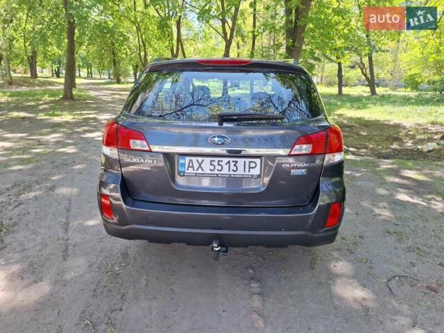 Серый Субару Легаси, объемом двигателя 2 л и пробегом 232 тыс. км за 7500 $, фото 1 на Automoto.ua