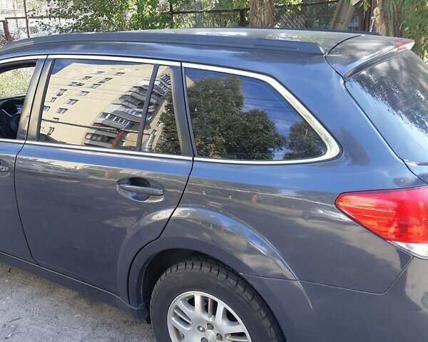 Серый Субару Легаси, объемом двигателя 2 л и пробегом 234 тыс. км за 7500 $, фото 4 на Automoto.ua