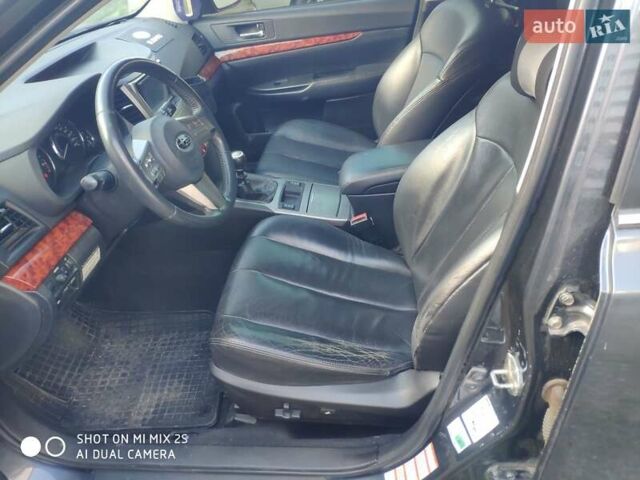 Сірий Субару Легасі, об'ємом двигуна 2 л та пробігом 178 тис. км за 6500 $, фото 36 на Automoto.ua