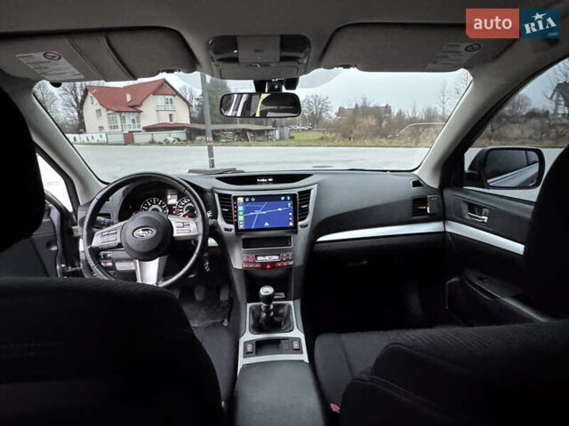 Сірий Субару Легасі, об'ємом двигуна 1.99 л та пробігом 234 тис. км за 7999 $, фото 6 на Automoto.ua