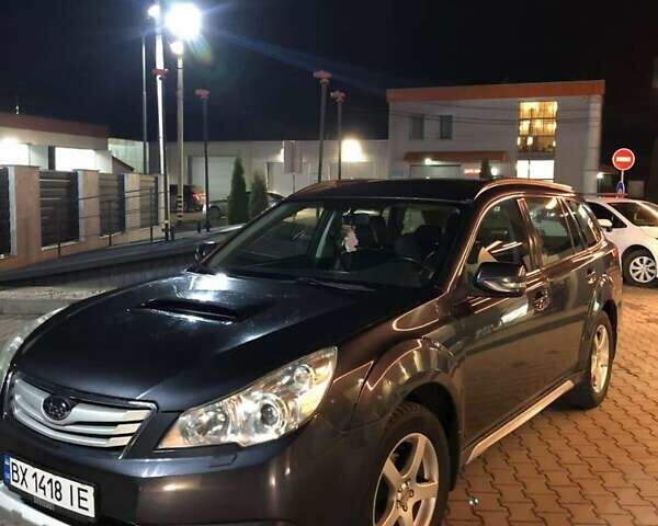 Серый Субару Легаси, объемом двигателя 2 л и пробегом 212 тыс. км за 9350 $, фото 2 на Automoto.ua