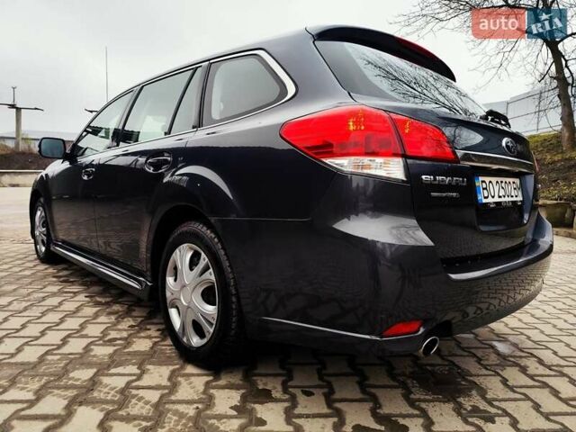 Серый Субару Легаси, объемом двигателя 2 л и пробегом 215 тыс. км за 7500 $, фото 6 на Automoto.ua