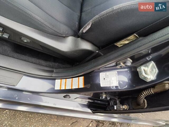 Сірий Субару Легасі, об'ємом двигуна 2 л та пробігом 215 тис. км за 7500 $, фото 17 на Automoto.ua