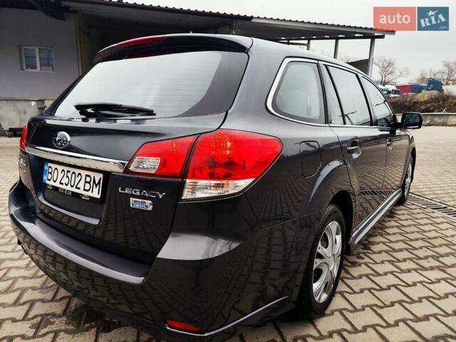 Серый Субару Легаси, объемом двигателя 2 л и пробегом 215 тыс. км за 7500 $, фото 9 на Automoto.ua