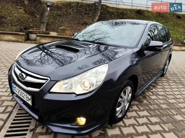 Серый Субару Легаси, объемом двигателя 2 л и пробегом 215 тыс. км за 7500 $, фото 2 на Automoto.ua