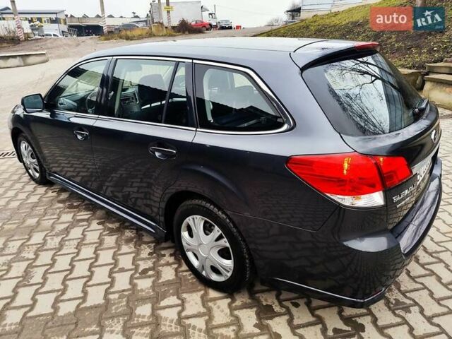 Серый Субару Легаси, объемом двигателя 2 л и пробегом 215 тыс. км за 7500 $, фото 7 на Automoto.ua