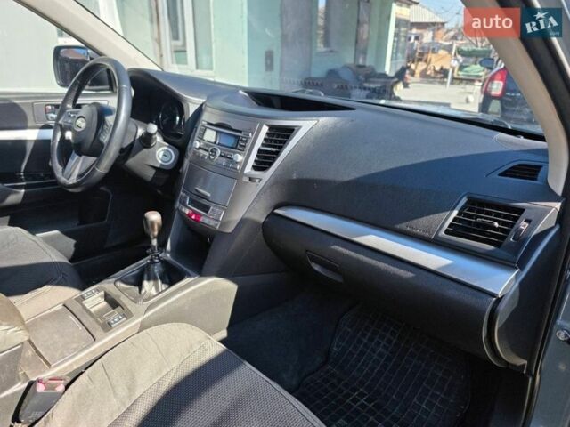 Серый Субару Легаси, объемом двигателя 2 л и пробегом 290 тыс. км за 6950 $, фото 18 на Automoto.ua