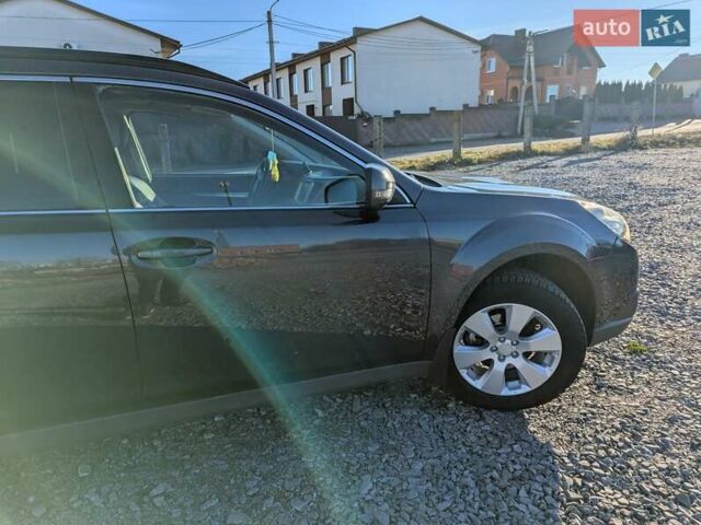 Серый Субару Легаси, объемом двигателя 2 л и пробегом 316 тыс. км за 7500 $, фото 13 на Automoto.ua