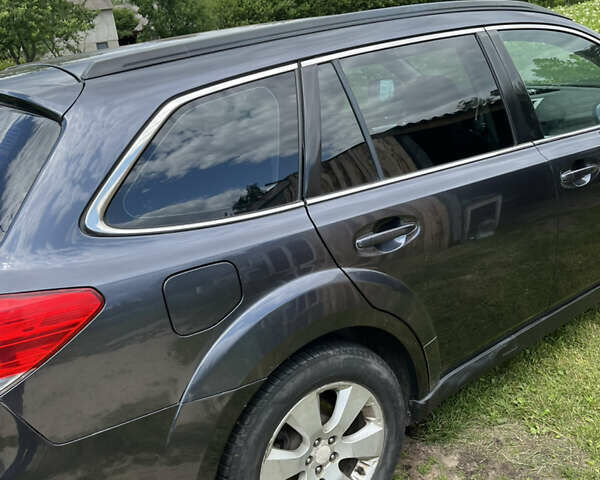 Сірий Субару Легасі, об'ємом двигуна 2 л та пробігом 100 тис. км за 5500 $, фото 1 на Automoto.ua