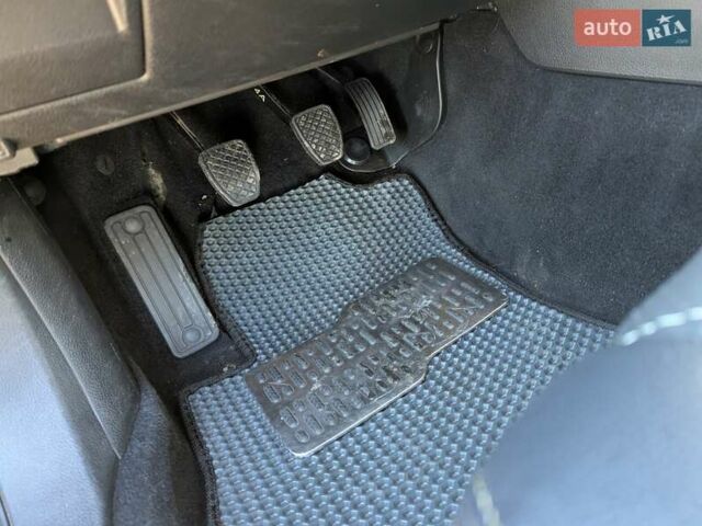 Серый Субару Легаси, объемом двигателя 2 л и пробегом 316 тыс. км за 7500 $, фото 31 на Automoto.ua