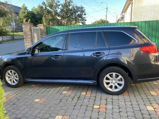 Сірий Субару Легасі, об'ємом двигуна 2 л та пробігом 255 тис. км за 6500 $, фото 5 на Automoto.ua