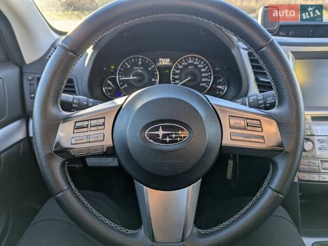 Серый Субару Легаси, объемом двигателя 2 л и пробегом 316 тыс. км за 7500 $, фото 44 на Automoto.ua