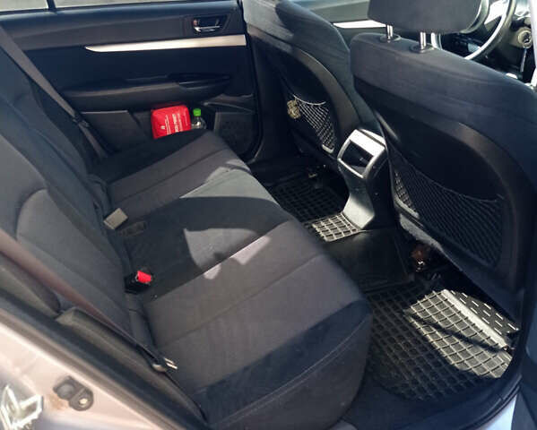 Сірий Субару Легасі, об'ємом двигуна 2 л та пробігом 170 тис. км за 7600 $, фото 10 на Automoto.ua