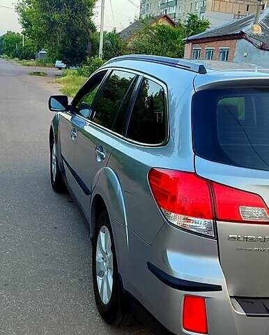 Сірий Субару Легасі, об'ємом двигуна 2 л та пробігом 260 тис. км за 8200 $, фото 3 на Automoto.ua