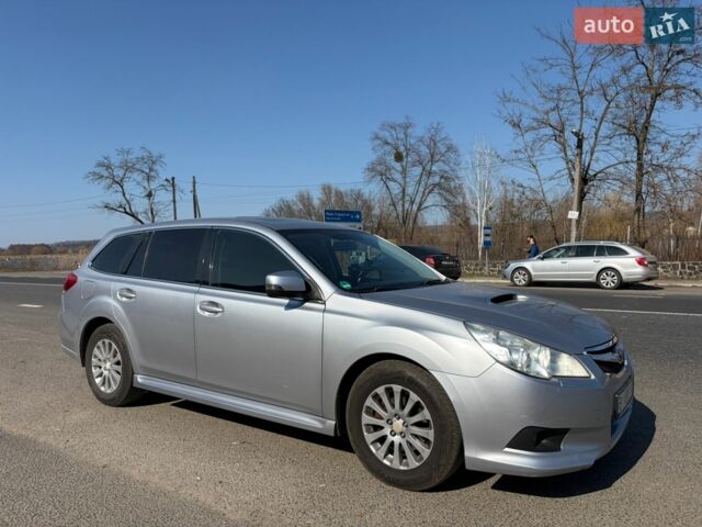 Сірий Субару Легасі, об'ємом двигуна 2 л та пробігом 290 тис. км за 8999 $, фото 4 на Automoto.ua