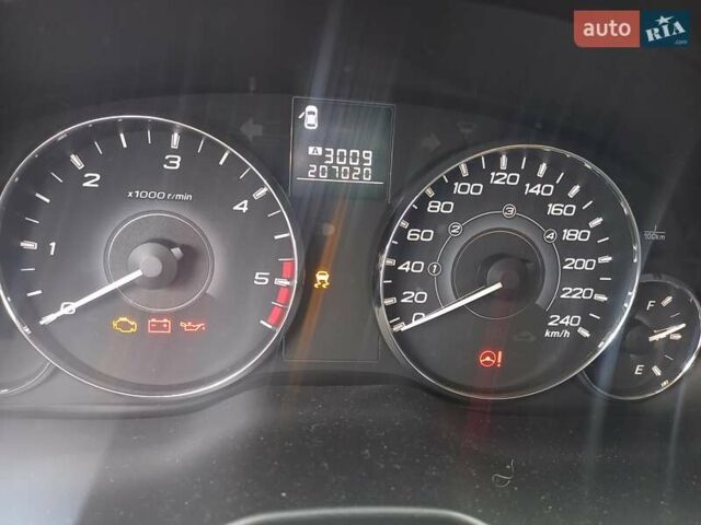 Серый Субару Легаси, объемом двигателя 1.99 л и пробегом 207 тыс. км за 9950 $, фото 37 на Automoto.ua