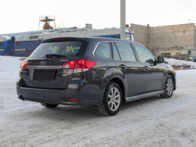 Сірий Субару Легасі, об'ємом двигуна 2 л та пробігом 211 тис. км за 3999 $, фото 5 на Automoto.ua