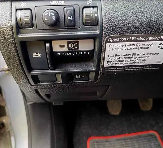 Сірий Субару Легасі, об'ємом двигуна 2 л та пробігом 213 тис. км за 6800 $, фото 9 на Automoto.ua