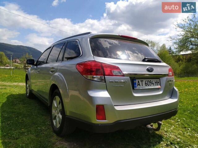 Сірий Субару Легасі, об'ємом двигуна 2 л та пробігом 330 тис. км за 8250 $, фото 5 на Automoto.ua