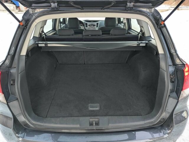 Сірий Субару Легасі, об'ємом двигуна 2 л та пробігом 211 тис. км за 3999 $, фото 21 на Automoto.ua