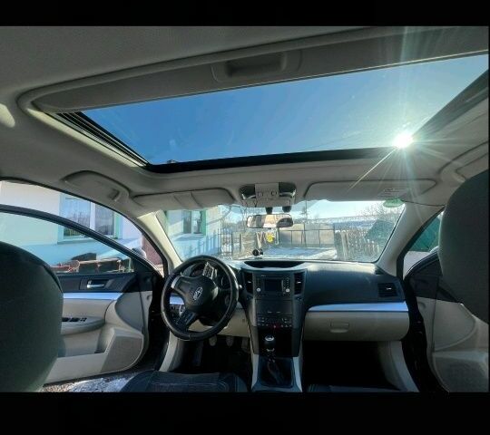 Сірий Субару Легасі, об'ємом двигуна 2 л та пробігом 233 тис. км за 8500 $, фото 3 на Automoto.ua