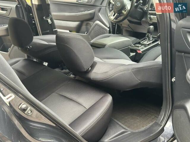 Сірий Субару Легасі, об'ємом двигуна 1.99 л та пробігом 200 тис. км за 15750 $, фото 59 на Automoto.ua