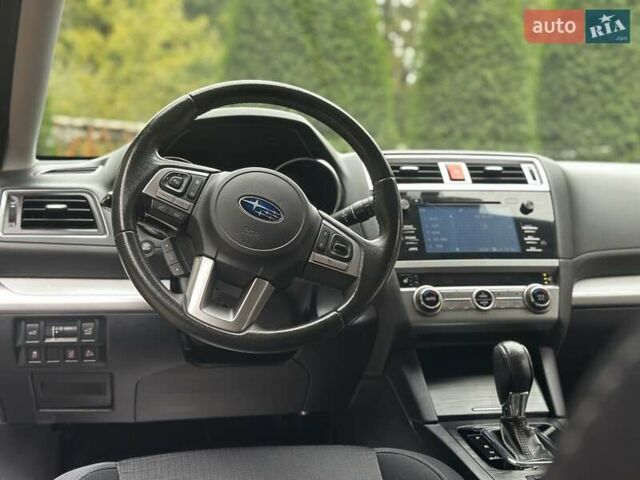 Сірий Субару Легасі, об'ємом двигуна 1.99 л та пробігом 200 тис. км за 15750 $, фото 60 на Automoto.ua