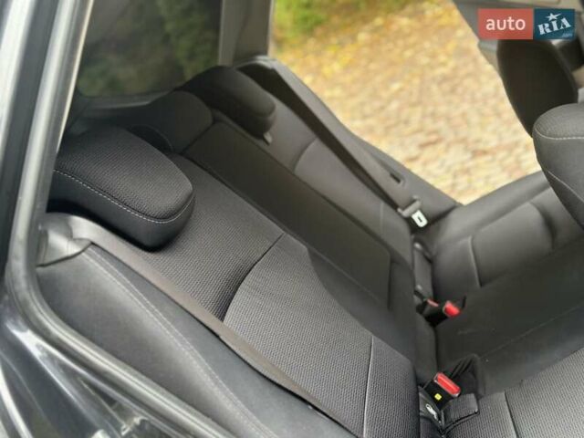 Сірий Субару Легасі, об'ємом двигуна 1.99 л та пробігом 200 тис. км за 15750 $, фото 57 на Automoto.ua