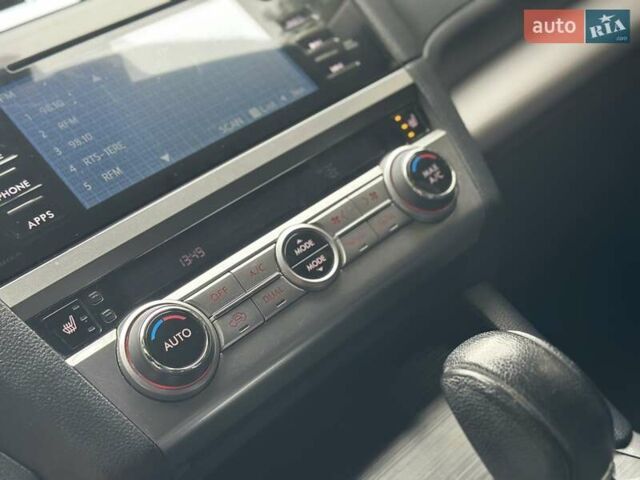 Сірий Субару Легасі, об'ємом двигуна 1.99 л та пробігом 200 тис. км за 15750 $, фото 78 на Automoto.ua