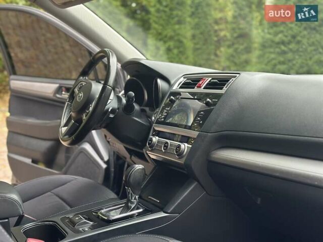 Сірий Субару Легасі, об'ємом двигуна 1.99 л та пробігом 200 тис. км за 15750 $, фото 67 на Automoto.ua