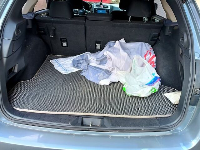 Серый Субару Легаси, объемом двигателя 2 л и пробегом 152 тыс. км за 12600 $, фото 4 на Automoto.ua