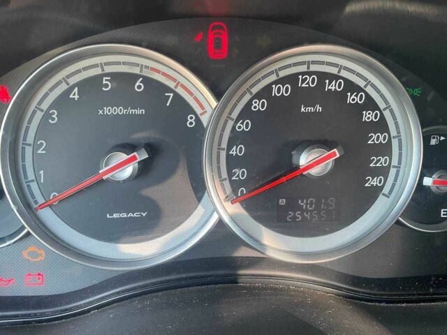 Синій Субару Легасі, об'ємом двигуна 2 л та пробігом 254 тис. км за 3900 $, фото 11 на Automoto.ua