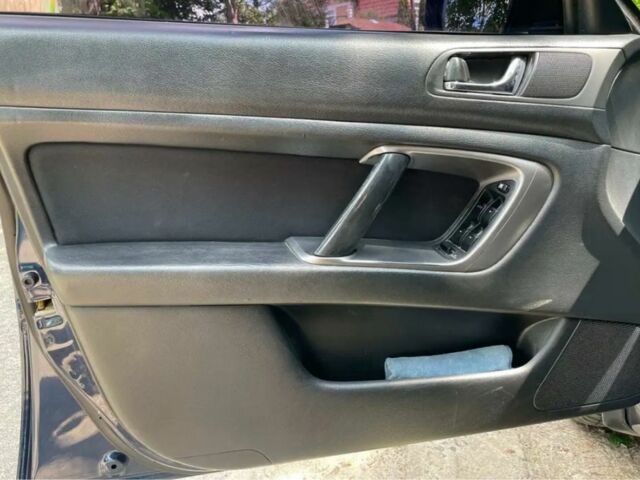 Синий Субару Легаси, объемом двигателя 2 л и пробегом 321 тыс. км за 5300 $, фото 13 на Automoto.ua