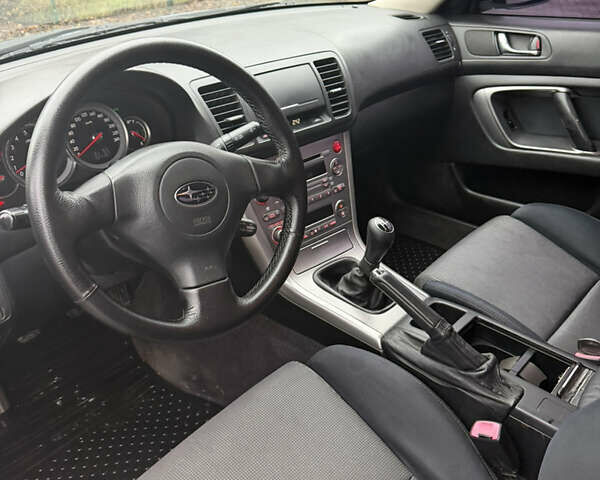 Синий Субару Легаси, объемом двигателя 2.46 л и пробегом 328 тыс. км за 3700 $, фото 7 на Automoto.ua